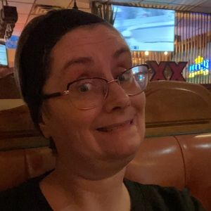 Meet your Posher, Sheri